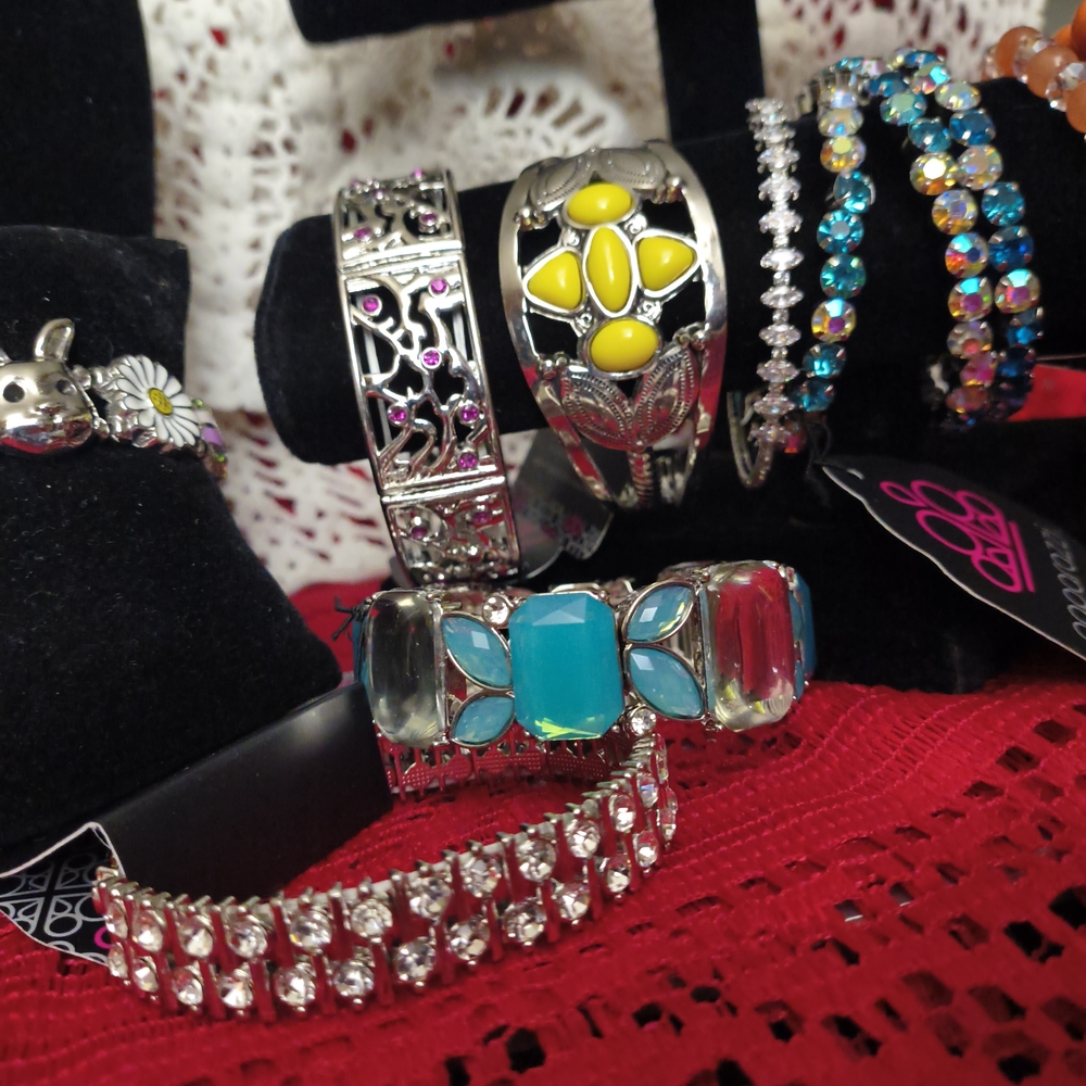 Bracelet Bundle. Multi Style Multi Color - Picture 4 of 15